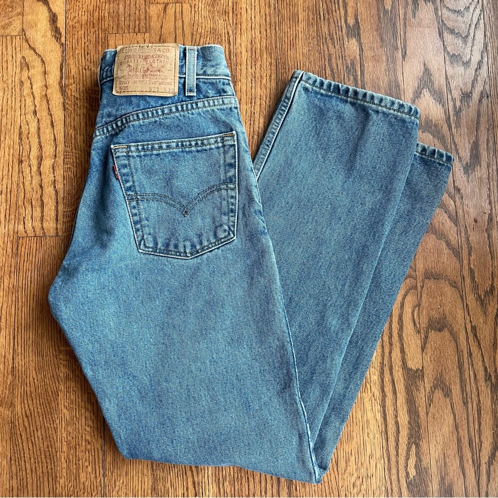 Levi’s Straight Leg Jean